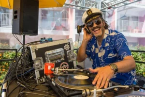 Dj Harvey - Del Punk a ser un DJ Estrella de la escena Queer